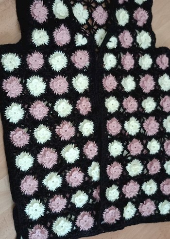 Çiçek Desenli Uzun Örgü Kadın Yelek - Görsel 7