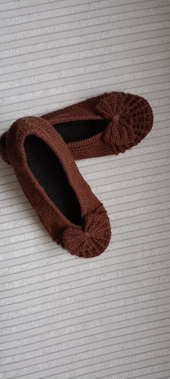 Kahverengi Örgü Kadın Ev Terliği - Görsel 2