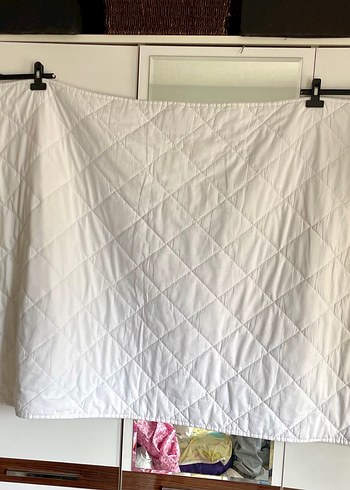 Beyaz Dolgulu Kapitone Alez - Görsel 2