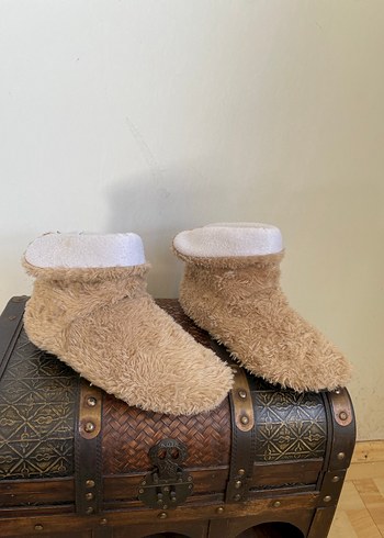 Karamel Peluş Ev Botu 35-36 No - Görsel 5