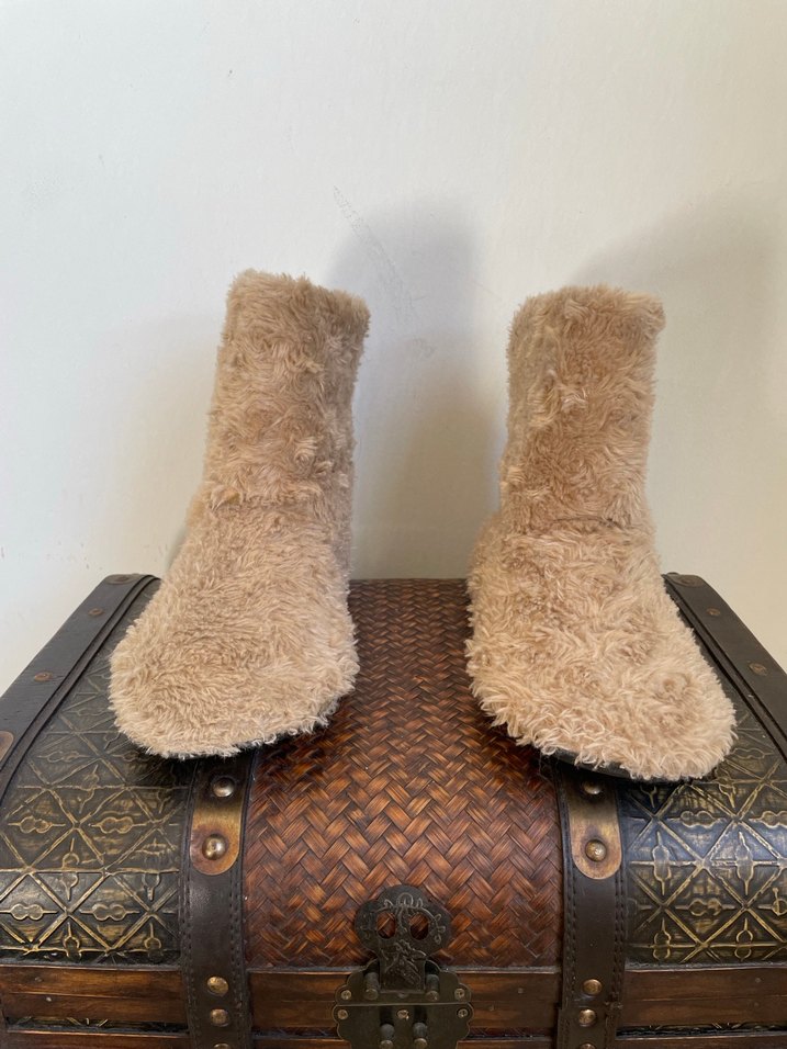 Karamel Peluş Ev Botu 35-36 No - Görsel 3