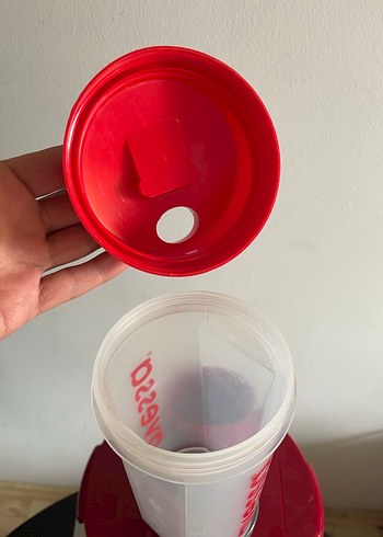 Avessa Kırmızı Kapaklı Suluk - Görsel 5