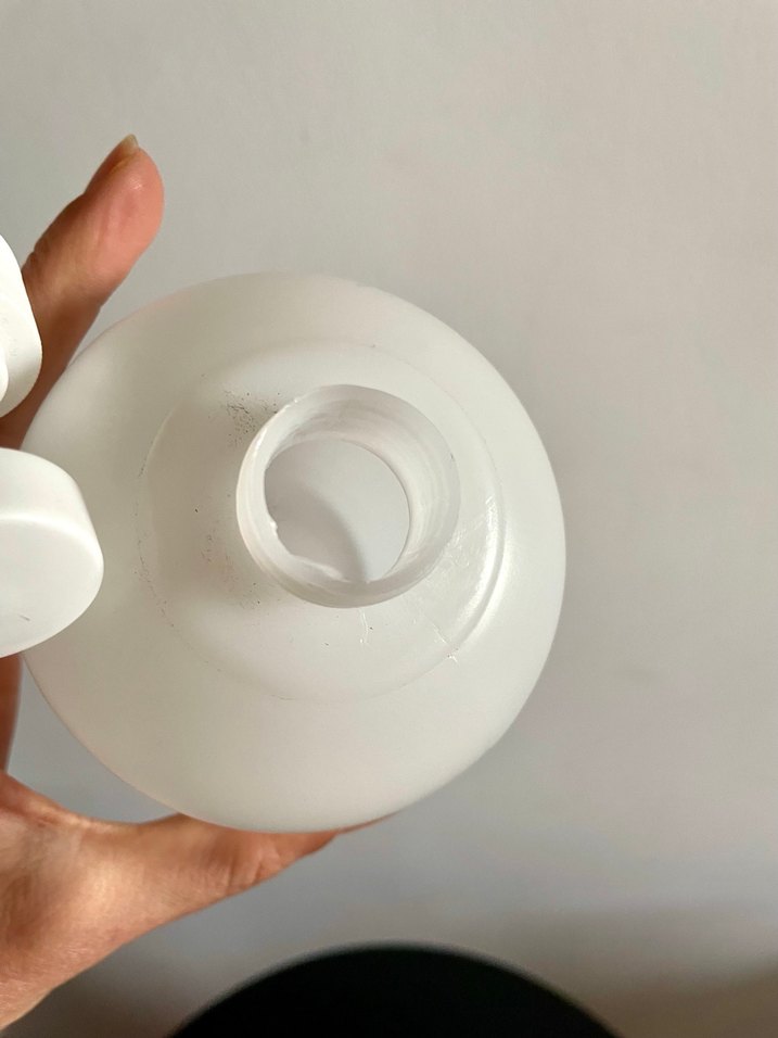 Beyaz Pompalı Dezenfektan Şişesi - Görsel 5