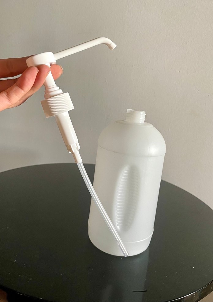 Beyaz Pompalı Dezenfektan Şişesi - Görsel 3