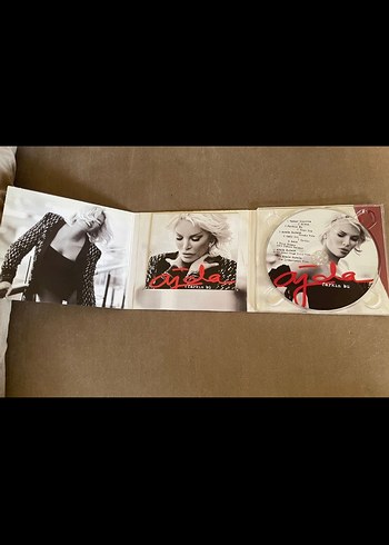 Ajda Pekkan Farkın Bu CD - Görsel 3