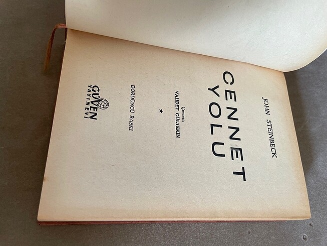 Beden Renk Şaheser Romanları Cennet Yolu Steinbeck