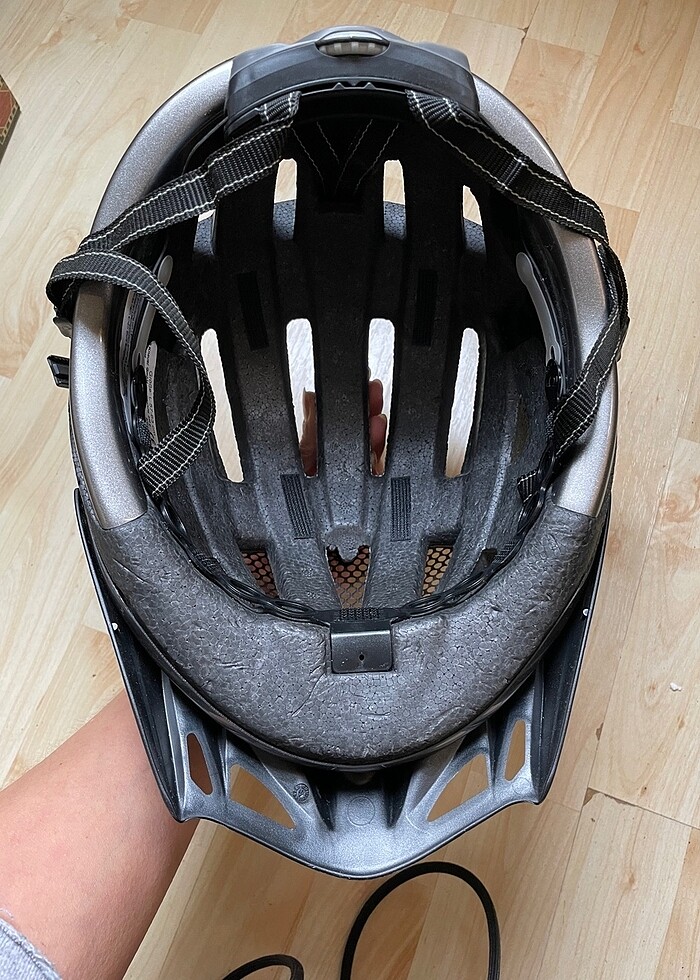 LEVIOR Bisiklet Kaskı - Görsel 4