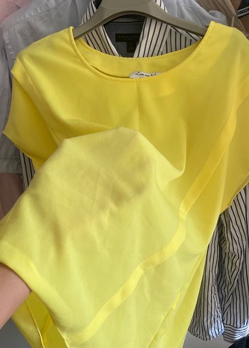 38 Beden sarı Renk Love My Body Sarı Kısa Kollu Bluz