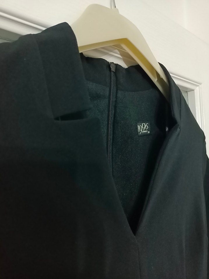 V Yaka Uzun Kollu Siyah Midi Kalem Elbise - Görsel 3