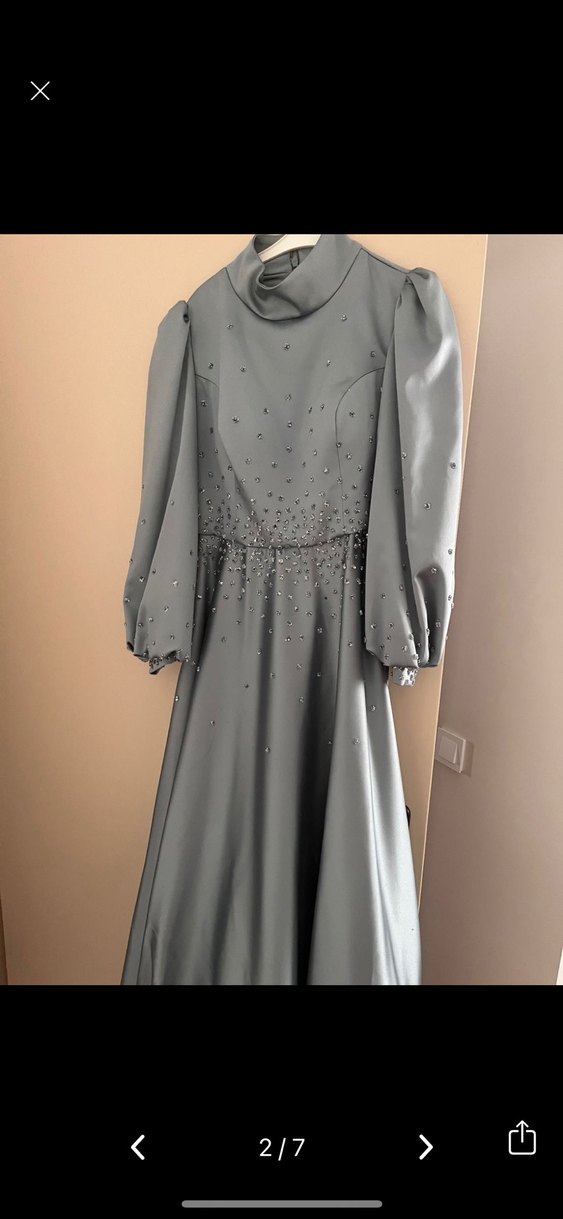 Mavi İşlemeli Uzun Kollu Uzun Abiye Elbise - Görsel 4