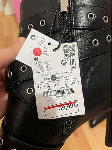 37 Beden BERSHKA bot