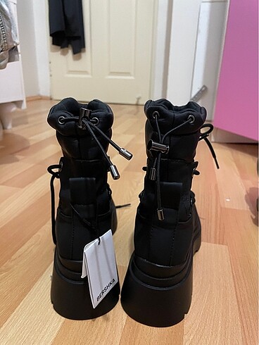 Bershka BERSHKA bot
