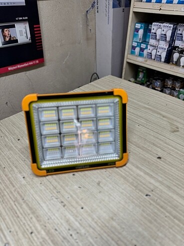 Solar projektör