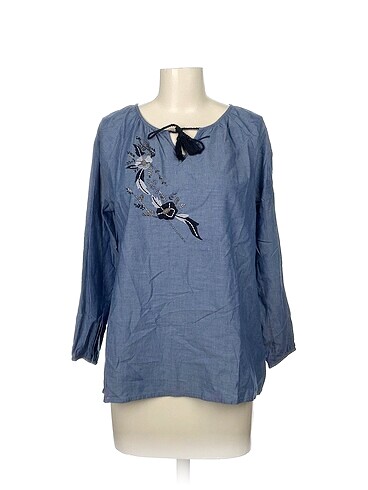 LC Waikiki Bluz %70 İndirimli.