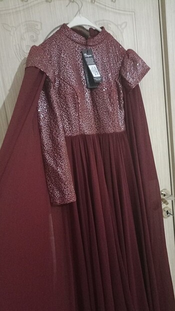 Pelerinli bordo abiye - Görsel 3