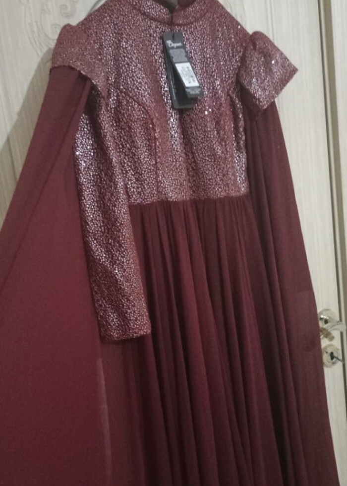 Pelerinli bordo abiye - Görsel 3