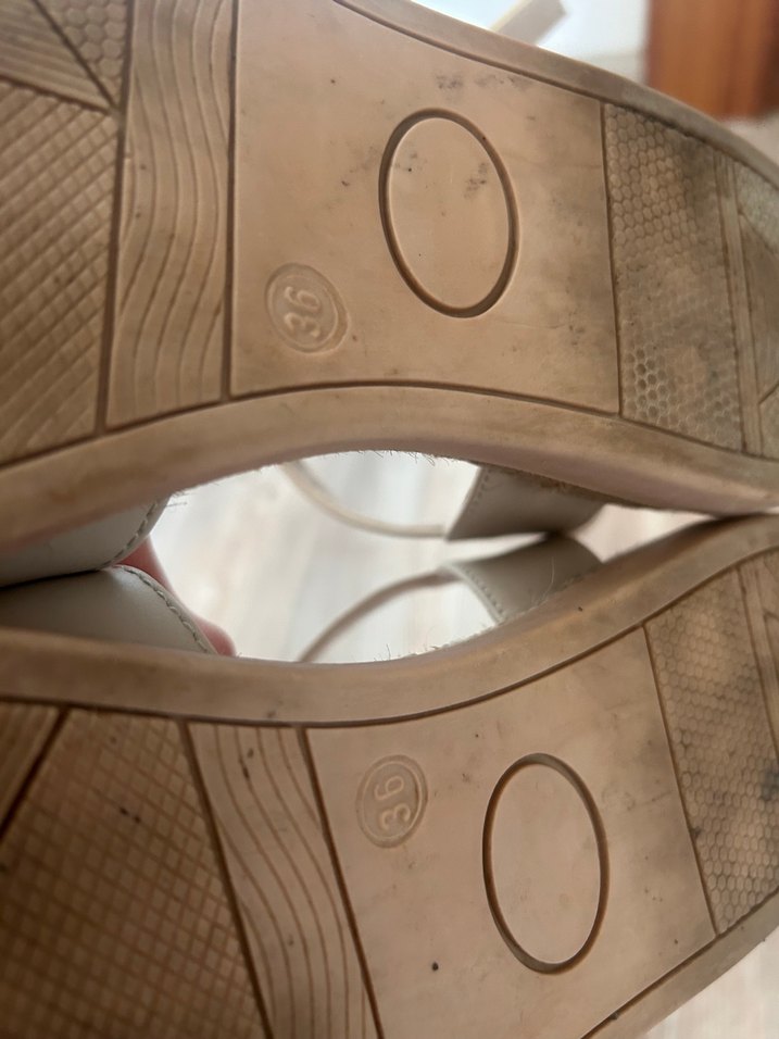 Bej Kadın Dolgu Topuklu Tokalı Sandalet - Görsel 5