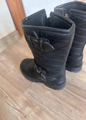 Kız Çocuk Siyah Deri Biker Botlar Tokalı - Görsel 3