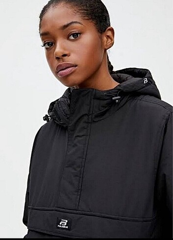 Pullandbear kanguru mont 