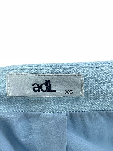 xs Beden çeşitli Renk Adidas Mini Şort %70 İndirimli.