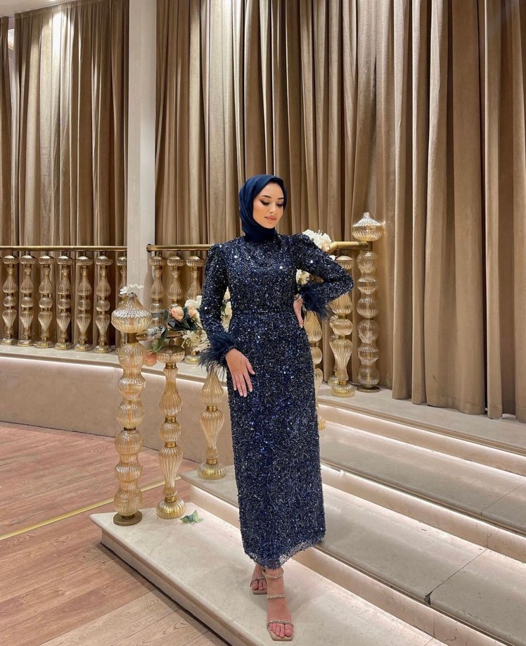 Lacivert Payetli Uzun Abiye Elbise - Görsel 2