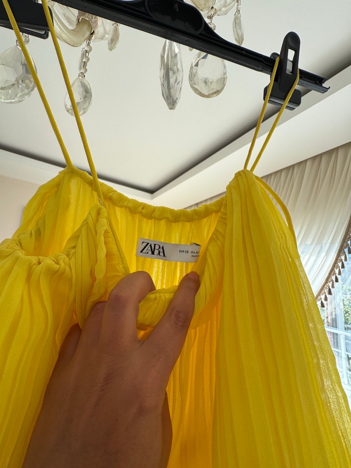 Sarı Pilili  Askılı Tlum - Görsel 3