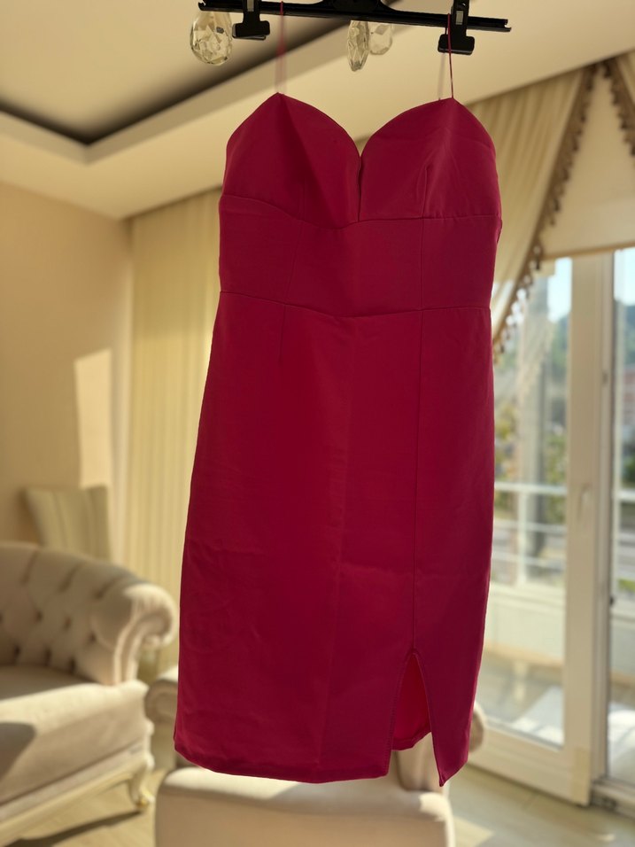 İp askılı dekolteli mini elbise - Görsel 4