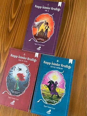 Kayıp İsimler Krallığı 3'lü set kitap