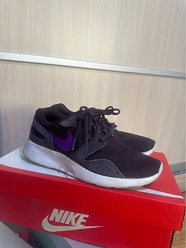 Nike spor ayakkabı