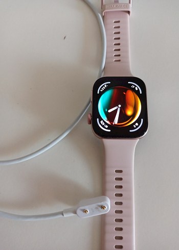 Huawei Pembe Akıllı Saat ve Şarj Kablosu Huawei fit 3