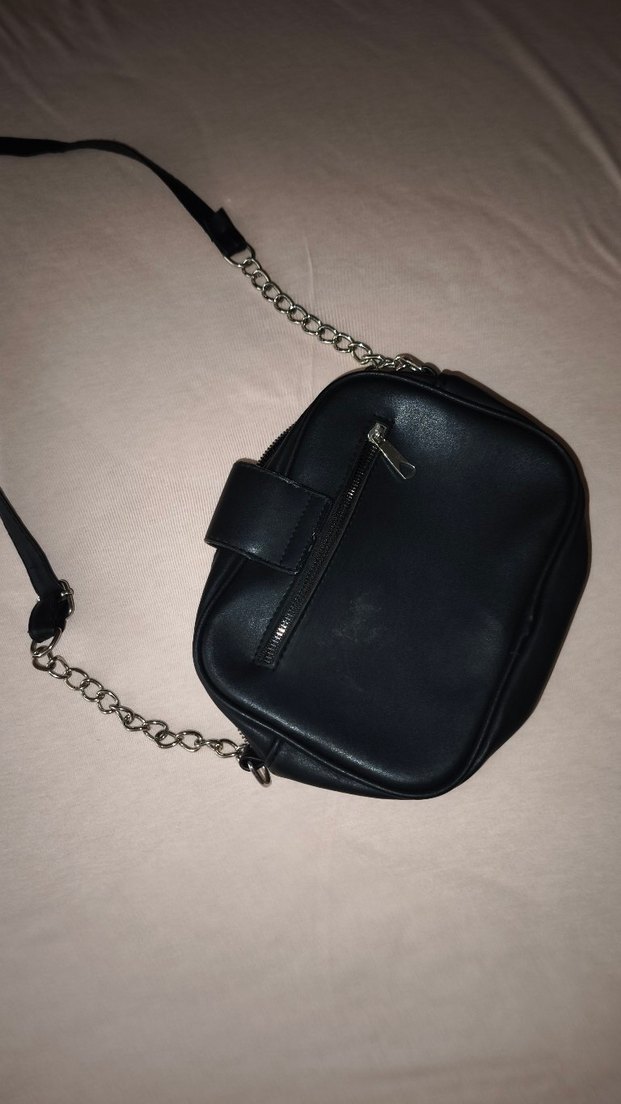 Siyah Parlak Deri Kadın Omuz Çantası - Görsel 3