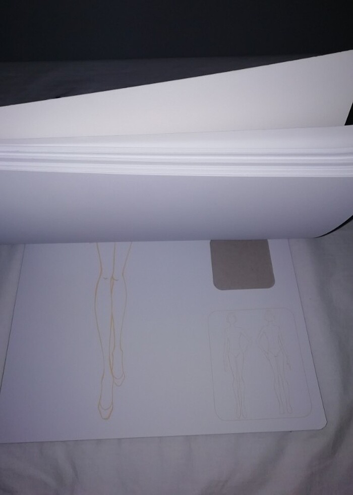 Moda tasarım çizim defteri  - Görsel 4