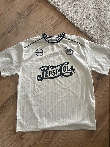 bershka tişört