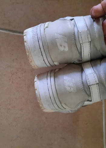 Beyaz Bağcıklı Spor Ayakkabı - Görsel 3