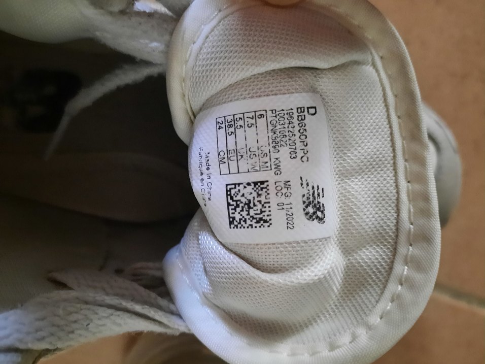 Beyaz Bağcıklı Spor Ayakkabı - Görsel 5