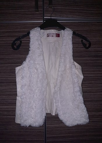 Beyaz Kürklü Kolsuz Yelek - Görsel 4