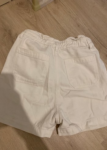 Stradivarius Kadın Şort