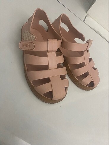 27 Beden İgor kız çocuk pembe sandalet