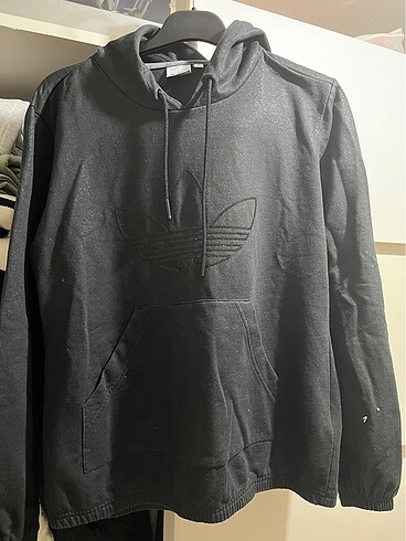Adidas Sweatshirt