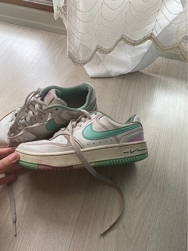 Nike spor ayakkabı