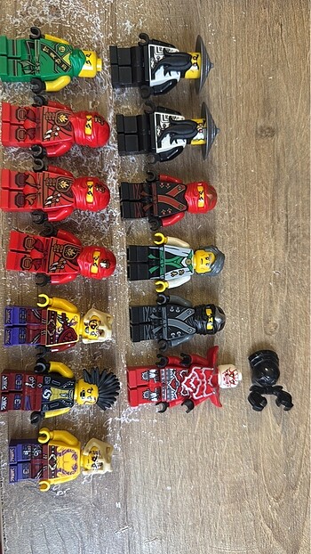 Ninjago eski sezon figürler