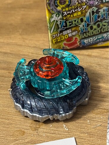  Beden Beyblade zeroG random booster