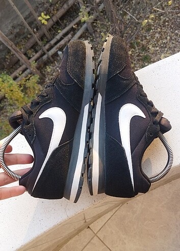 40 Beden Nike Md Runner 2