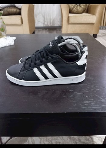 39,5 Beden adidas Spor ayakkabı