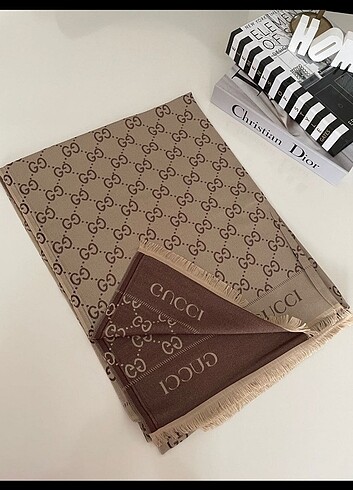 Gucci kaşmir şal 
