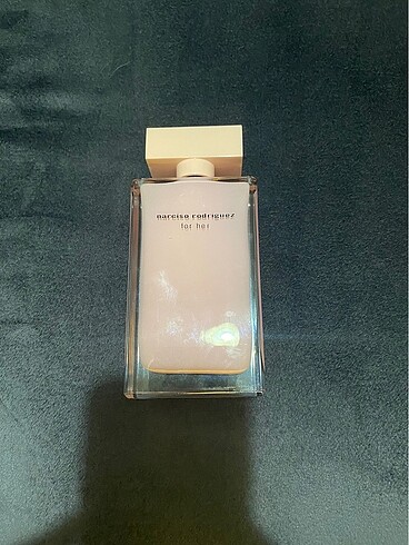 Narciso rodriguez for her
