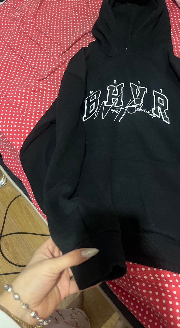 Siyah Kapüşonlu Baskılı Kadın Sweatshirt - Görsel 2