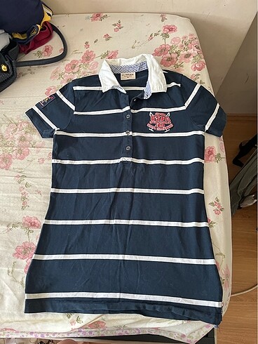 Polo yaka tişört
