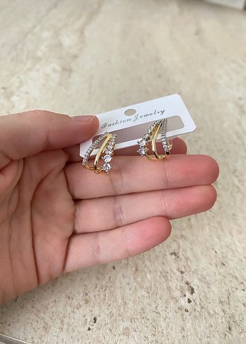 Altın Renk Mini Payetli Küpe - Görsel 2