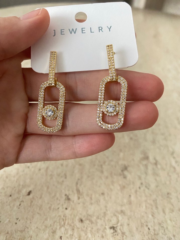 Altın Renkli Midi Sıralı Taşlı Küpeler - Görsel 2